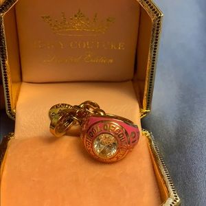 JUICY COUTURE LIMITED EDITION CLASS 2010 CHARM